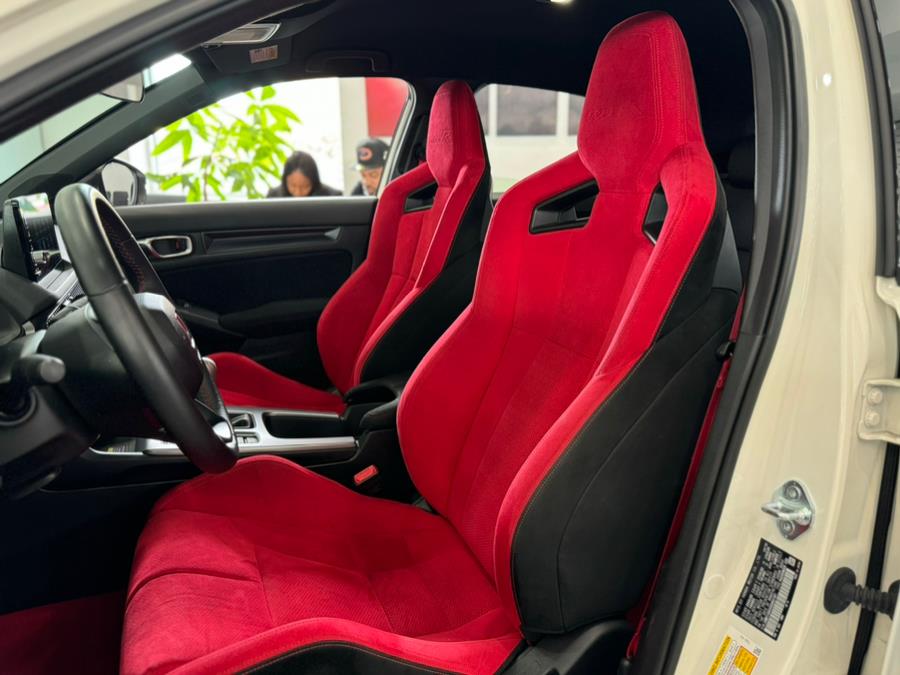Used 2025 Honda Civic Type R in Franklin Square, New York | C Rich Cars. Franklin Square, New York