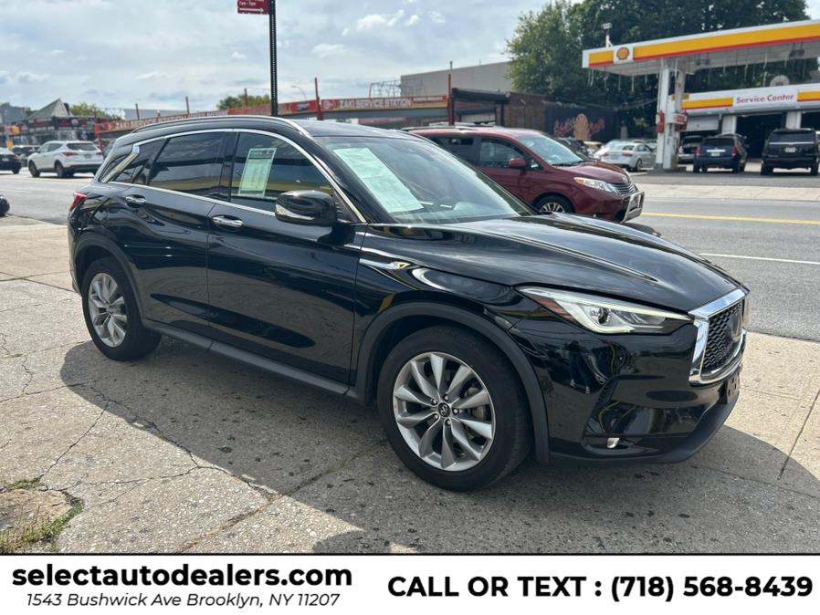 2021 Infiniti QX50 Luxe AWD photo 3