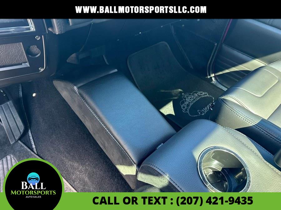 1983 GMC Pickup C1500 Wideside, available for sale in Brewer, Maine | Ball Motorsports LLC. Brewer, Maine 1983 GMC Pickup C1500 Wideside, available for sale in Brewer, Maine | Ball Motorsports LLC. Brewer, Maine