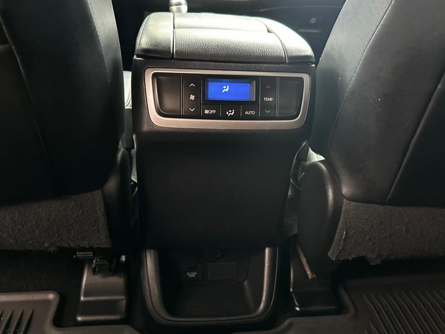 2016 Toyota Highlander AWD 4dr V6 XLE (Natl), available for sale in Irvington, New Jersey | Elis Motors Corp. Irvington, New Jersey 2016 Toyota Highlander AWD 4dr V6 XLE (Natl), available for sale in Irvington, New Jersey | Elis Motors Corp. Irvington, New Jersey