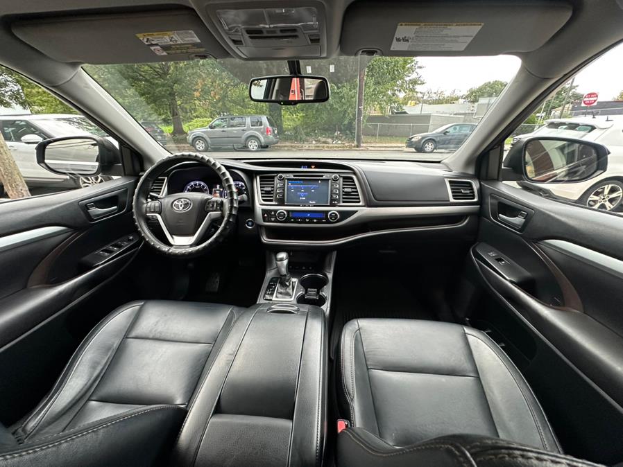 2016 Toyota Highlander AWD 4dr V6 XLE (Natl), available for sale in Irvington, New Jersey | Elis Motors Corp. Irvington, New Jersey 2016 Toyota Highlander AWD 4dr V6 XLE (Natl), available for sale in Irvington, New Jersey | Elis Motors Corp. Irvington, New Jersey