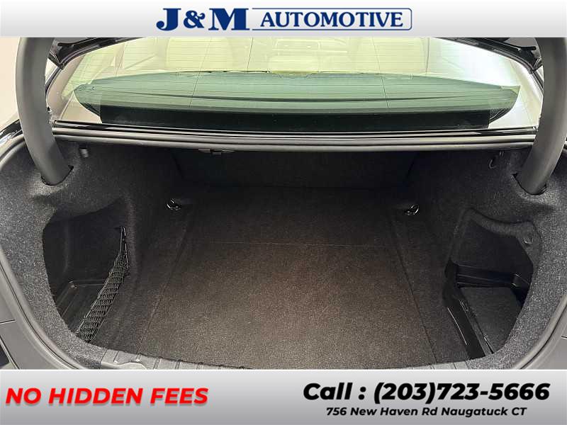 2018 BMW 3 Series 320i xDrive, available for sale in Naugatuck, Connecticut | J&M Automotive Sls&Svc LLC. Naugatuck, Connecticut 2018 BMW 3 Series 320i xDrive, available for sale in Naugatuck, Connecticut | J&M Automotive Sls&Svc LLC. Naugatuck, Connecticut