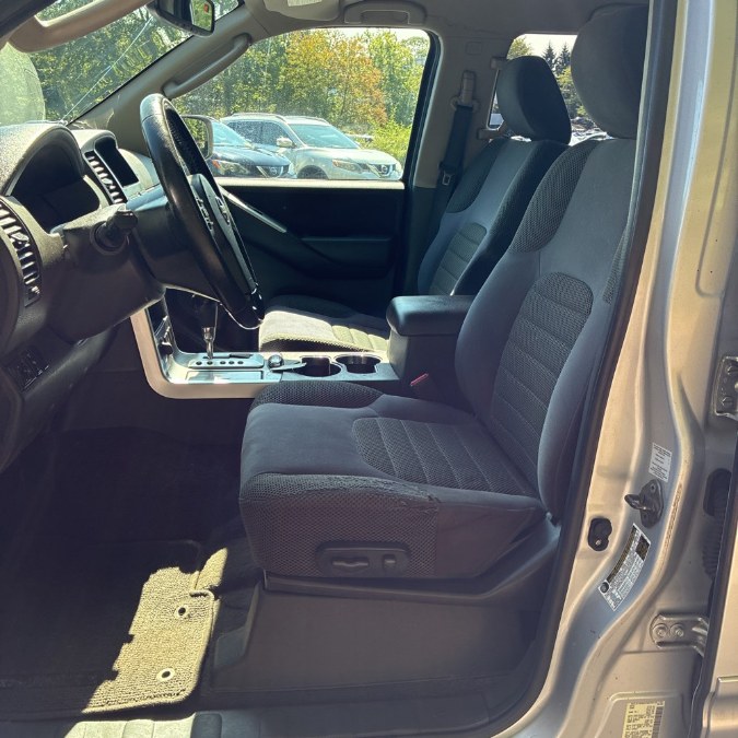 2010 Nissan Pathfinder 4WD 4dr V6 SE, available for sale in Naugatuck, Connecticut | Riverside Motorcars, LLC. Naugatuck, Connecticut 2010 Nissan Pathfinder 4WD 4dr V6 SE, available for sale in Naugatuck, Connecticut | Riverside Motorcars, LLC. Naugatuck, Connecticut