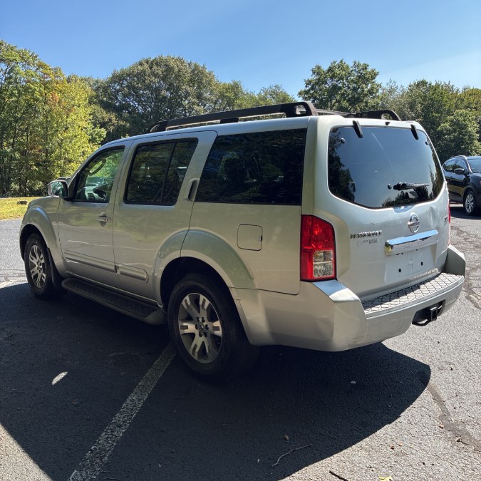 2010 Nissan Pathfinder 4WD 4dr V6 SE, available for sale in Naugatuck, Connecticut | Riverside Motorcars, LLC. Naugatuck, Connecticut 2010 Nissan Pathfinder 4WD 4dr V6 SE, available for sale in Naugatuck, Connecticut | Riverside Motorcars, LLC. Naugatuck, Connecticut