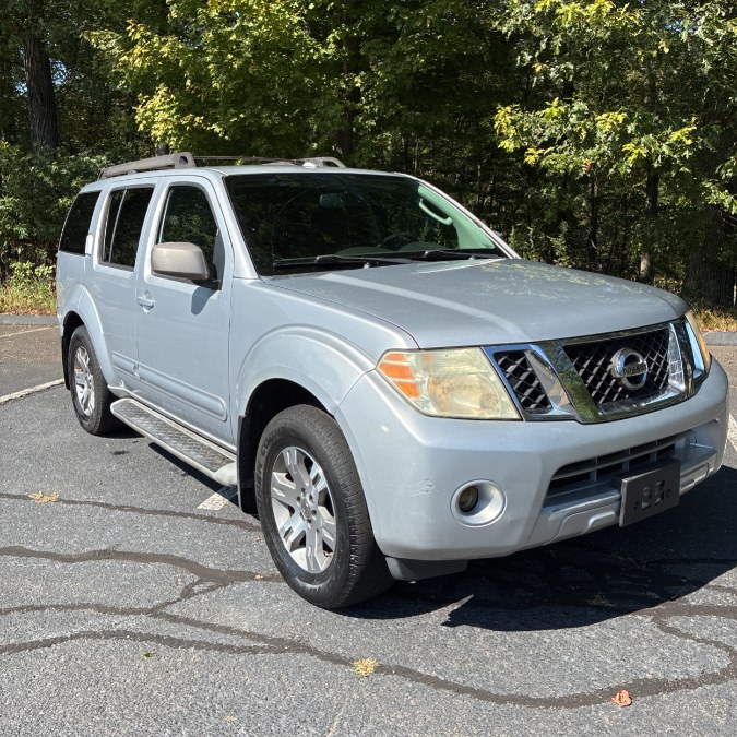 2010 Nissan Pathfinder 4WD 4dr V6 SE, available for sale in Naugatuck, Connecticut | Riverside Motorcars, LLC. Naugatuck, Connecticut 2010 Nissan Pathfinder 4WD 4dr V6 SE, available for sale in Naugatuck, Connecticut | Riverside Motorcars, LLC. Naugatuck, Connecticut