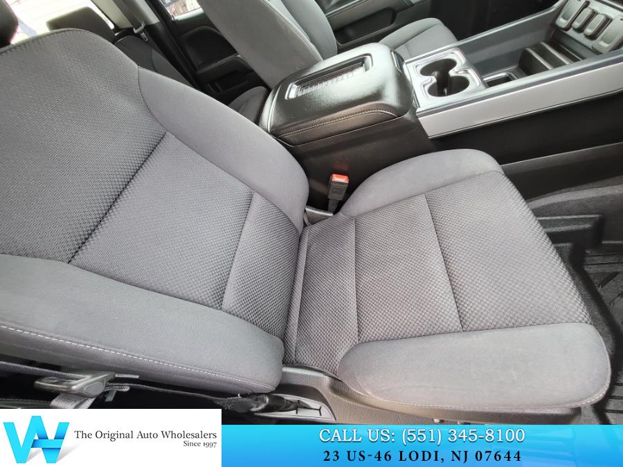 2018 Chevrolet Silverado 1500 4WD Double Cab 143.5" LT w/2LT, available for sale in Lodi, New Jersey | AW Auto & Truck Wholesalers, Inc. Lodi, New Jersey 2018 Chevrolet Silverado 1500 4WD Double Cab 143.5" LT w/2LT, available for sale in Lodi, New Jersey | AW Auto & Truck Wholesalers, Inc. Lodi, New Jersey