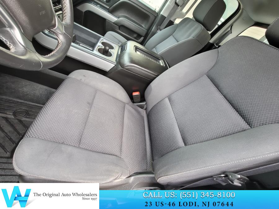 2018 Chevrolet Silverado 1500 4WD Double Cab 143.5" LT w/2LT, available for sale in Lodi, New Jersey | AW Auto & Truck Wholesalers, Inc. Lodi, New Jersey 2018 Chevrolet Silverado 1500 4WD Double Cab 143.5" LT w/2LT, available for sale in Lodi, New Jersey | AW Auto & Truck Wholesalers, Inc. Lodi, New Jersey