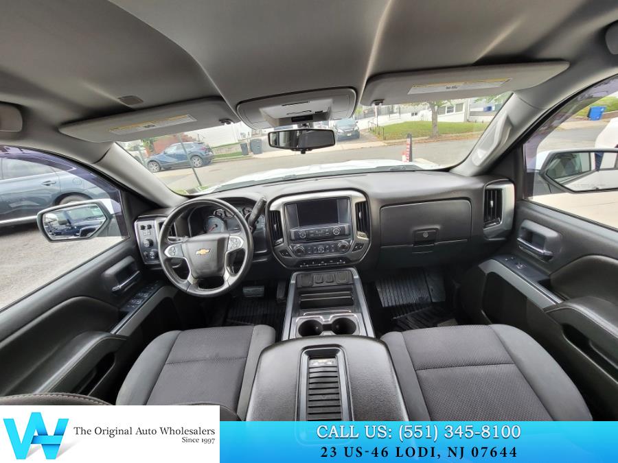 2018 Chevrolet Silverado 1500 4WD Double Cab 143.5" LT w/2LT, available for sale in Lodi, New Jersey | AW Auto & Truck Wholesalers, Inc. Lodi, New Jersey 2018 Chevrolet Silverado 1500 4WD Double Cab 143.5" LT w/2LT, available for sale in Lodi, New Jersey | AW Auto & Truck Wholesalers, Inc. Lodi, New Jersey