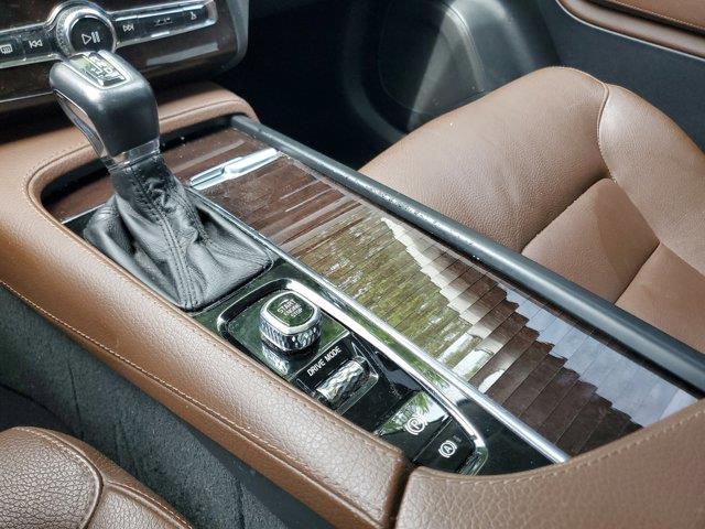 2019 Volvo Xc90 Momentum, available for sale in Woodside, New York | Drive Central. Woodside, New York 2019 Volvo Xc90 Momentum, available for sale in Woodside, New York | Drive Central. Woodside, New York