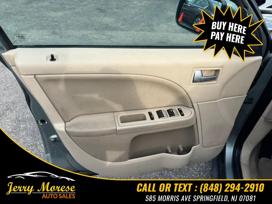 2005 Ford Five Hundred 4dr Sdn SEL, available for sale in Springfield, New Jersey | Jerry Morese Auto Sales. Springfield, New Jersey 2005 Ford Five Hundred 4dr Sdn SEL, available for sale in Springfield, New Jersey | Jerry Morese Auto Sales. Springfield, New Jersey