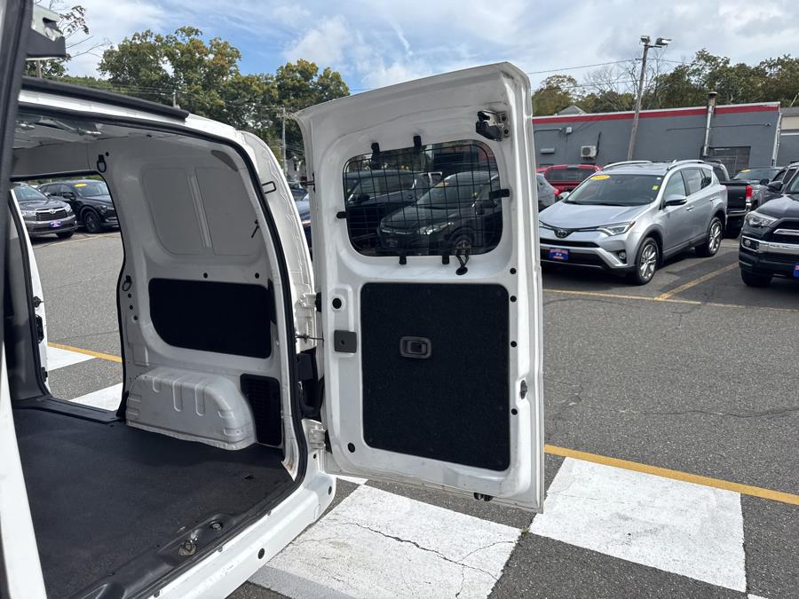 2020 Nissan NV200 Compact Cargo SV, available for sale in Waterbury, Connecticut | National Auto Brokers, Inc.. Waterbury, Connecticut 2020 Nissan NV200 Compact Cargo SV, available for sale in Waterbury, Connecticut | National Auto Brokers, Inc.. Waterbury, Connecticut