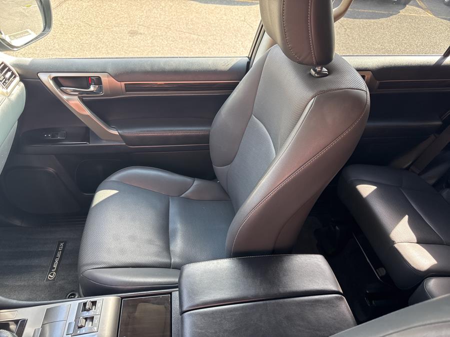 2018 Lexus GX 460 4WD, available for sale in Waterbury, Connecticut | National Auto Brokers, Inc.. Waterbury, Connecticut 2018 Lexus GX 460 4WD, available for sale in Waterbury, Connecticut | National Auto Brokers, Inc.. Waterbury, Connecticut