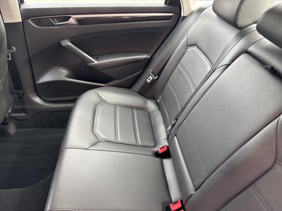 2019 Volkswagen Passat 2.0T SE R-Line Auto, available for sale in Waterbury, Connecticut | National Auto Brokers, Inc.. Waterbury, Connecticut 2019 Volkswagen Passat 2.0T SE R-Line Auto, available for sale in Waterbury, Connecticut | National Auto Brokers, Inc.. Waterbury, Connecticut