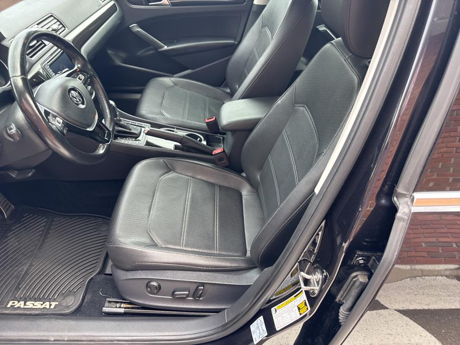 2019 Volkswagen Passat 2.0T SE R-Line Auto, available for sale in Waterbury, Connecticut | National Auto Brokers, Inc.. Waterbury, Connecticut 2019 Volkswagen Passat 2.0T SE R-Line Auto, available for sale in Waterbury, Connecticut | National Auto Brokers, Inc.. Waterbury, Connecticut