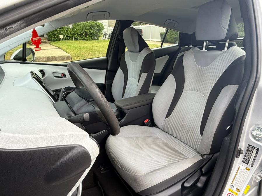 2016 Toyota Prius 5dr HB Two (Natl), available for sale in Lindenhurst, New York | Cargenic Automotive. Lindenhurst, New York 2016 Toyota Prius 5dr HB Two (Natl), available for sale in Lindenhurst, New York | Cargenic Automotive. Lindenhurst, New York