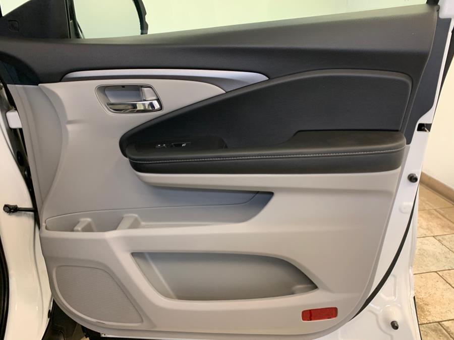 2024 Honda Ridgeline RTL AWD, available for sale in Lodi, New Jersey | European Auto Expo. Lodi, New Jersey 2024 Honda Ridgeline RTL AWD, available for sale in Lodi, New Jersey | European Auto Expo. Lodi, New Jersey