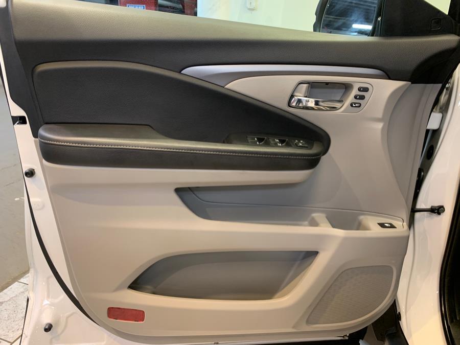 2024 Honda Ridgeline RTL AWD, available for sale in Lodi, New Jersey | European Auto Expo. Lodi, New Jersey 2024 Honda Ridgeline RTL AWD, available for sale in Lodi, New Jersey | European Auto Expo. Lodi, New Jersey