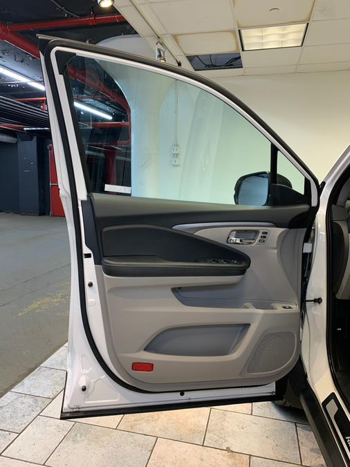 2024 Honda Ridgeline RTL AWD, available for sale in Lodi, New Jersey | European Auto Expo. Lodi, New Jersey 2024 Honda Ridgeline RTL AWD, available for sale in Lodi, New Jersey | European Auto Expo. Lodi, New Jersey