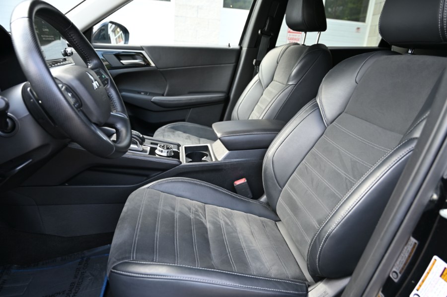 2023 Mitsubishi Outlander PHEV SE PHEV, available for sale in Waterbury, Connecticut | Highline Car Connection. Waterbury, Connecticut 2023 Mitsubishi Outlander PHEV SE PHEV, available for sale in Waterbury, Connecticut | Highline Car Connection. Waterbury, Connecticut