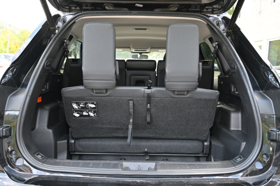 2023 Mitsubishi Outlander PHEV SE PHEV, available for sale in Waterbury, Connecticut | Highline Car Connection. Waterbury, Connecticut 2023 Mitsubishi Outlander PHEV SE PHEV, available for sale in Waterbury, Connecticut | Highline Car Connection. Waterbury, Connecticut