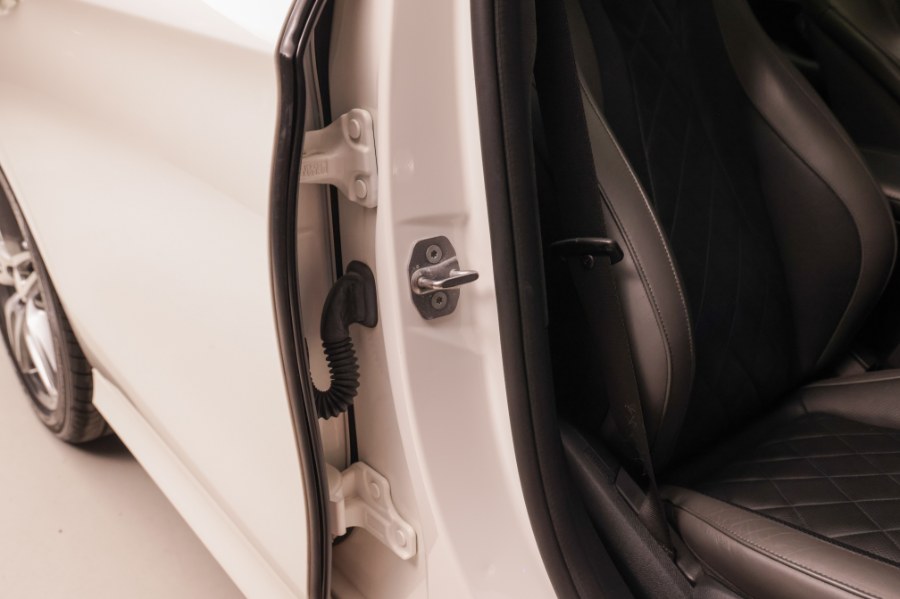 2017 Mercedes-Benz E-Class E 400 Luxury 4MATIC Wagon, available for sale in North Salem, New York | Meccanic Shop North Inc. North Salem, New York 2017 Mercedes-Benz E-Class E 400 Luxury 4MATIC Wagon, available for sale in North Salem, New York | Meccanic Shop North Inc. North Salem, New York