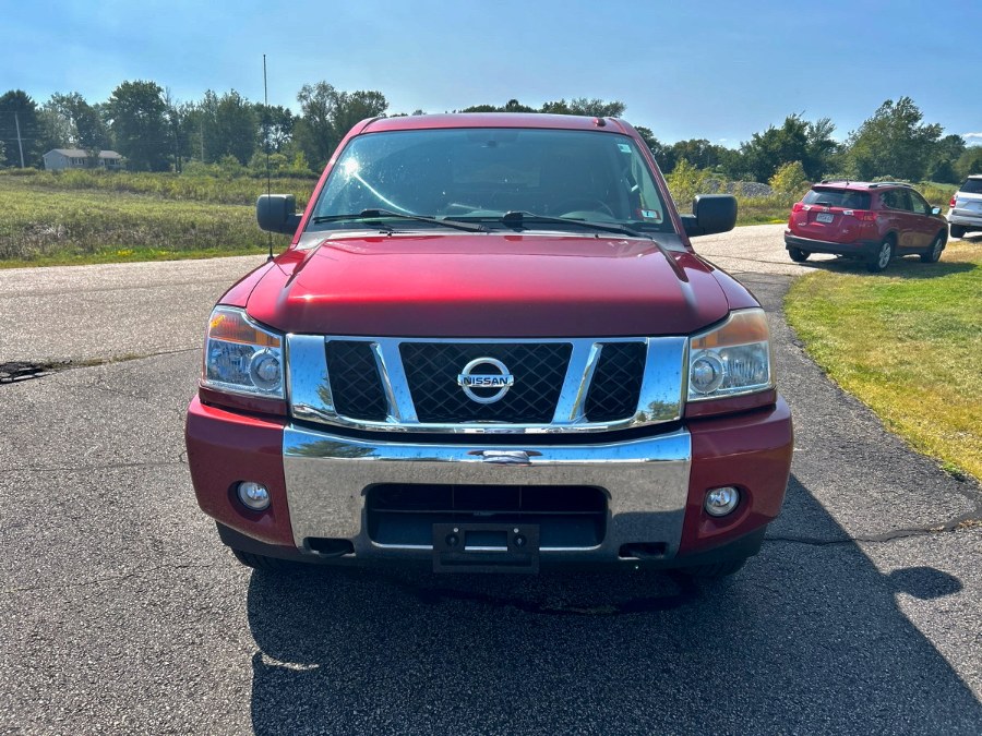 2014 Nissan Titan SV Crew Cab photo 3