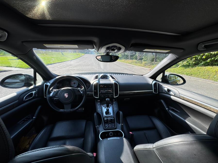 2012 Porsche Cayenne AWD 4dr S, available for sale in Waterbury, Connecticut | Platinum Auto Care. Waterbury, Connecticut 2012 Porsche Cayenne AWD 4dr S, available for sale in Waterbury, Connecticut | Platinum Auto Care. Waterbury, Connecticut