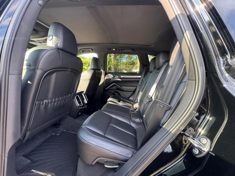 2012 Porsche Cayenne AWD 4dr S, available for sale in Waterbury, Connecticut | Platinum Auto Care. Waterbury, Connecticut 2012 Porsche Cayenne AWD 4dr S, available for sale in Waterbury, Connecticut | Platinum Auto Care. Waterbury, Connecticut
