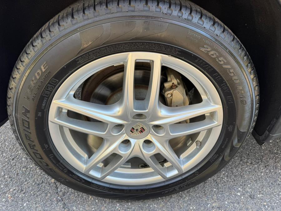 2012 Porsche Cayenne AWD 4dr S, available for sale in Waterbury, Connecticut | Platinum Auto Care. Waterbury, Connecticut 2012 Porsche Cayenne AWD 4dr S, available for sale in Waterbury, Connecticut | Platinum Auto Care. Waterbury, Connecticut