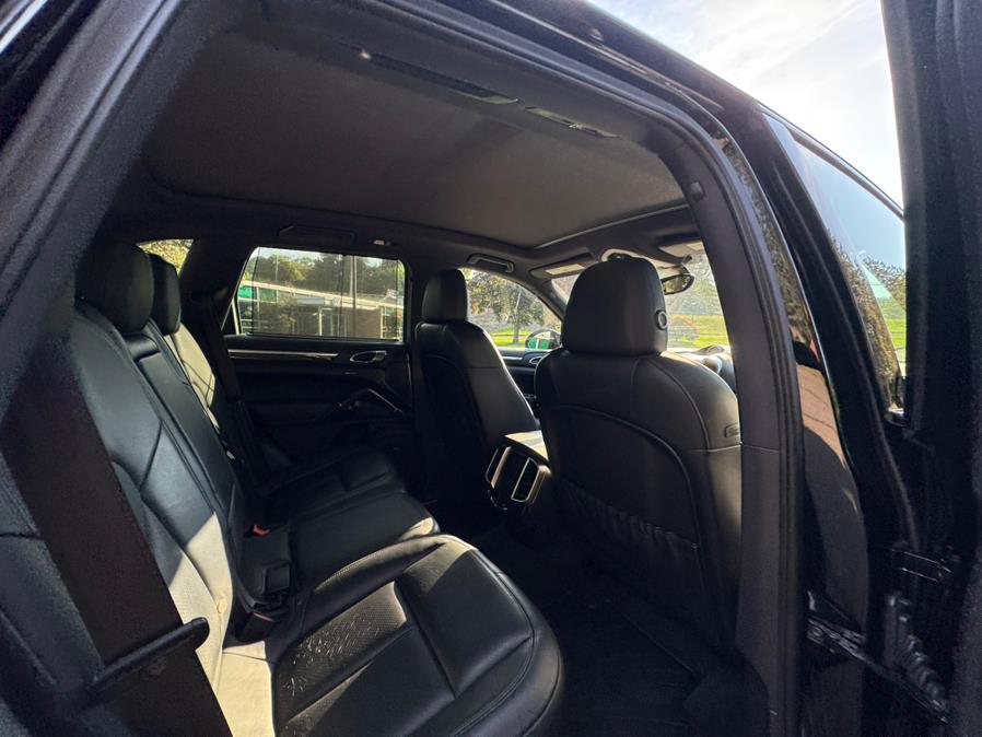 2012 Porsche Cayenne AWD 4dr S, available for sale in Waterbury, Connecticut | Platinum Auto Care. Waterbury, Connecticut 2012 Porsche Cayenne AWD 4dr S, available for sale in Waterbury, Connecticut | Platinum Auto Care. Waterbury, Connecticut