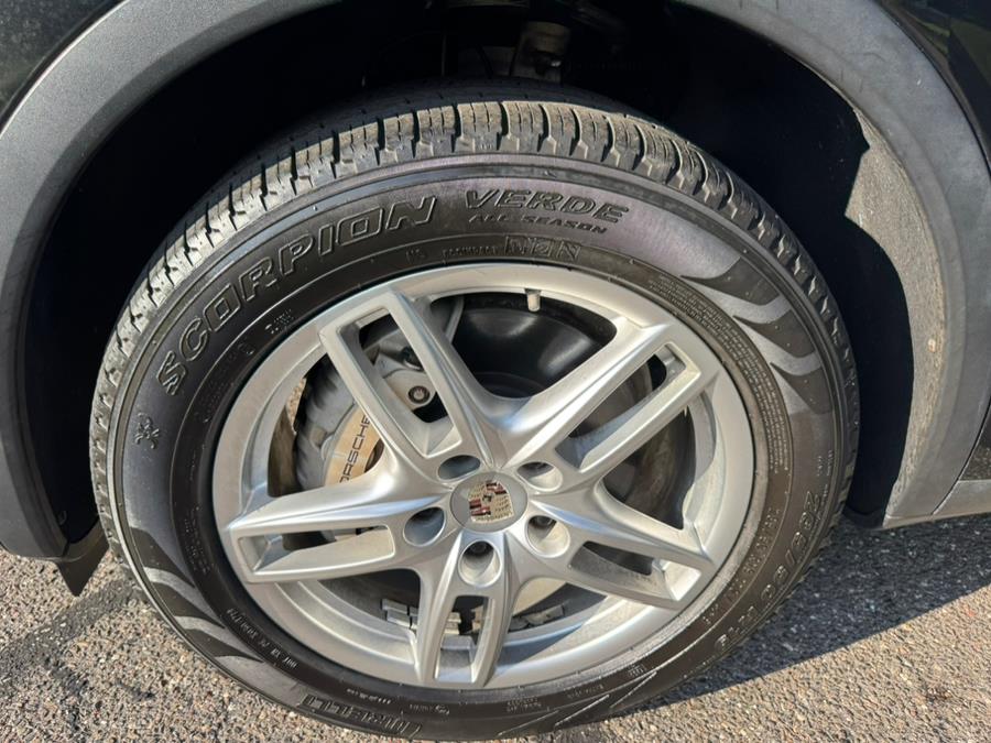 2012 Porsche Cayenne AWD 4dr S, available for sale in Waterbury, Connecticut | Platinum Auto Care. Waterbury, Connecticut 2012 Porsche Cayenne AWD 4dr S, available for sale in Waterbury, Connecticut | Platinum Auto Care. Waterbury, Connecticut