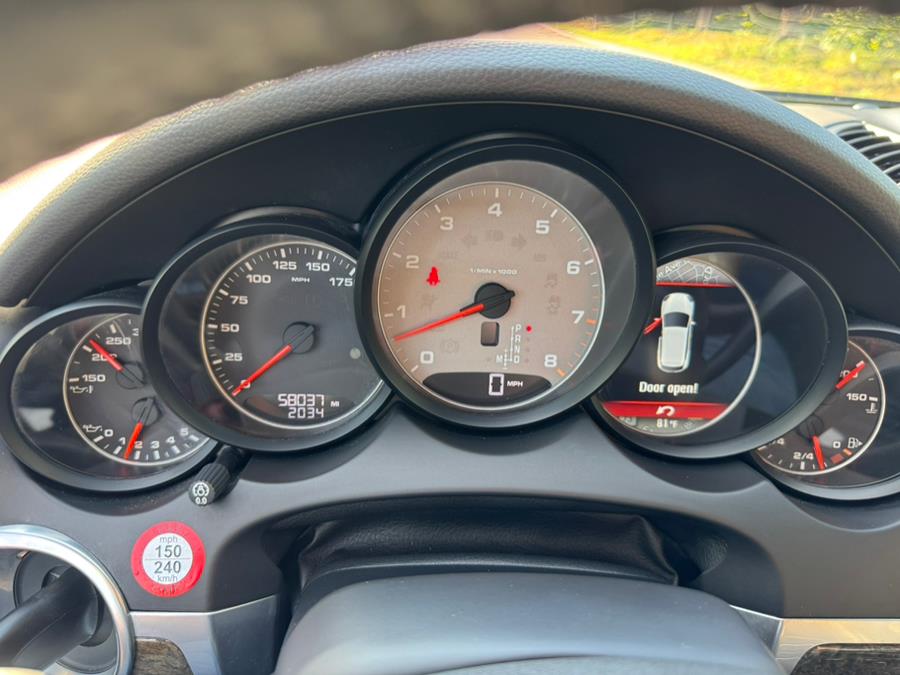 2012 Porsche Cayenne AWD 4dr S, available for sale in Waterbury, Connecticut | Platinum Auto Care. Waterbury, Connecticut 2012 Porsche Cayenne AWD 4dr S, available for sale in Waterbury, Connecticut | Platinum Auto Care. Waterbury, Connecticut