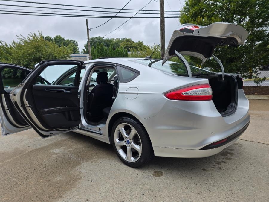 2013 Ford Fusion 4dr Sdn SE FWD, available for sale in Philadelphia, Pennsylvania | Eugen's Auto Sales & Repairs. Philadelphia, Pennsylvania 2013 Ford Fusion 4dr Sdn SE FWD, available for sale in Philadelphia, Pennsylvania | Eugen's Auto Sales & Repairs. Philadelphia, Pennsylvania