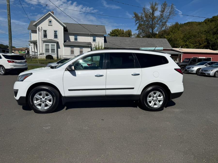 2016 Chevrolet Traverse FWD 4dr LS w/1LS, available for sale in Southwick, Massachusetts | Country Auto Sales. Southwick, Massachusetts 2016 Chevrolet Traverse FWD 4dr LS w/1LS, available for sale in Southwick, Massachusetts | Country Auto Sales. Southwick, Massachusetts