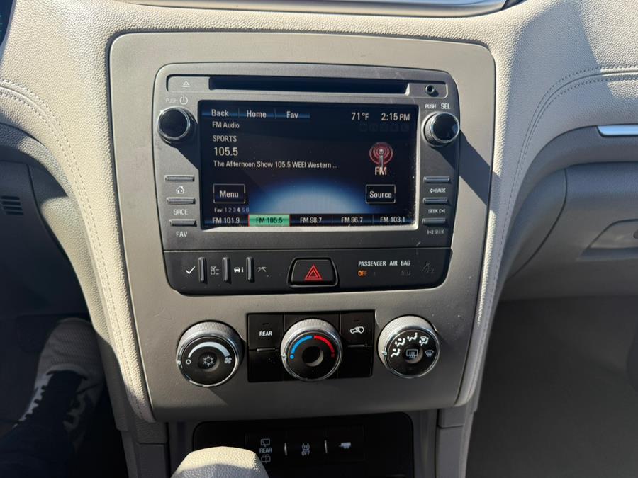 2016 Chevrolet Traverse FWD 4dr LS w/1LS, available for sale in Southwick, Massachusetts | Country Auto Sales. Southwick, Massachusetts 2016 Chevrolet Traverse FWD 4dr LS w/1LS, available for sale in Southwick, Massachusetts | Country Auto Sales. Southwick, Massachusetts