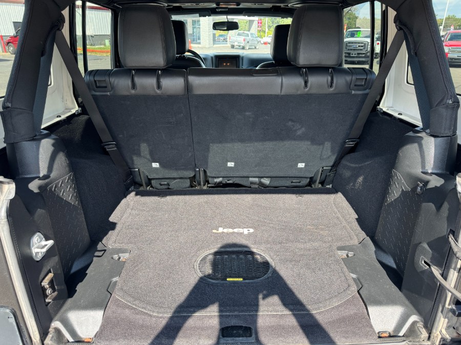 2016 Jeep Wrangler Unlimited 4WD 4dr Sahara, available for sale in Ortonville, Michigan | Marsh Auto Sales LLC. Ortonville, Michigan 2016 Jeep Wrangler Unlimited 4WD 4dr Sahara, available for sale in Ortonville, Michigan | Marsh Auto Sales LLC. Ortonville, Michigan