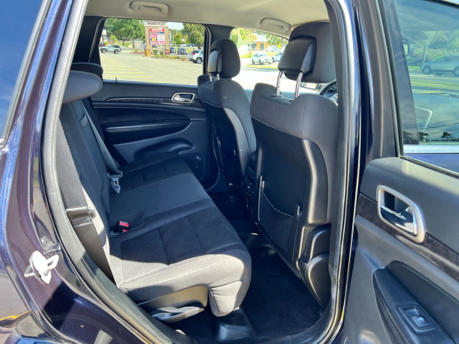 2011 Jeep Grand Cherokee 4WD 4dr Laredo, available for sale in Hartford , Connecticut | Ledyard Auto Sale LLC. Hartford , Connecticut 2011 Jeep Grand Cherokee 4WD 4dr Laredo, available for sale in Hartford , Connecticut | Ledyard Auto Sale LLC. Hartford , Connecticut