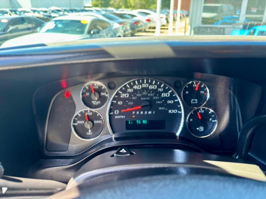 2019 Chevrolet Express Cargo Van RWD 3500 155", available for sale in South Windsor, Connecticut | Mike And Tony Auto Sales, Inc. South Windsor, Connecticut 2019 Chevrolet Express Cargo Van RWD 3500 155", available for sale in South Windsor, Connecticut | Mike And Tony Auto Sales, Inc. South Windsor, Connecticut