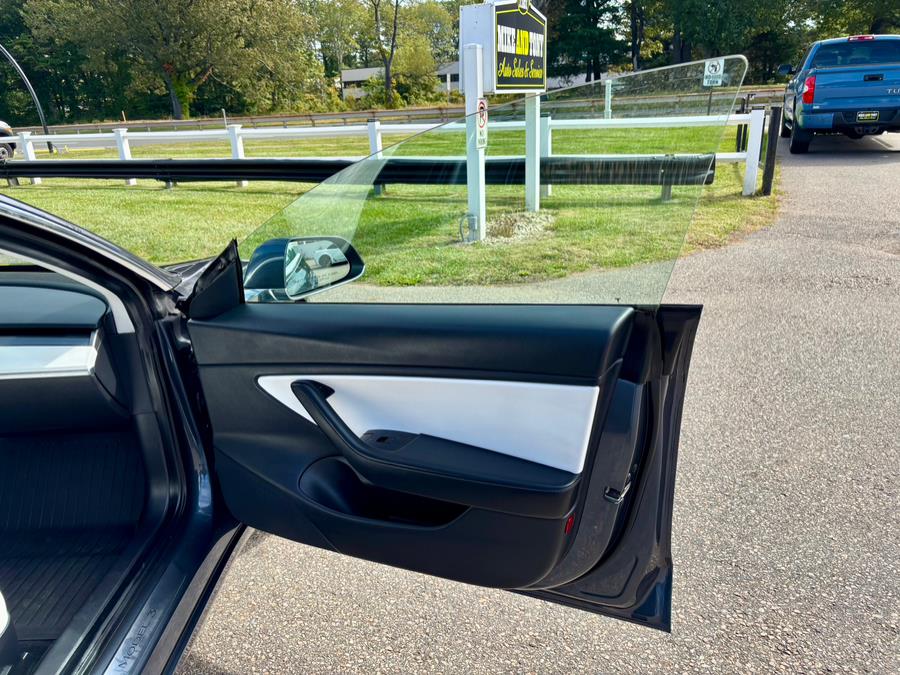 2020 Tesla Model 3 Performance AWD, available for sale in South Windsor, Connecticut | Mike And Tony Auto Sales, Inc. South Windsor, Connecticut 2020 Tesla Model 3 Performance AWD, available for sale in South Windsor, Connecticut | Mike And Tony Auto Sales, Inc. South Windsor, Connecticut