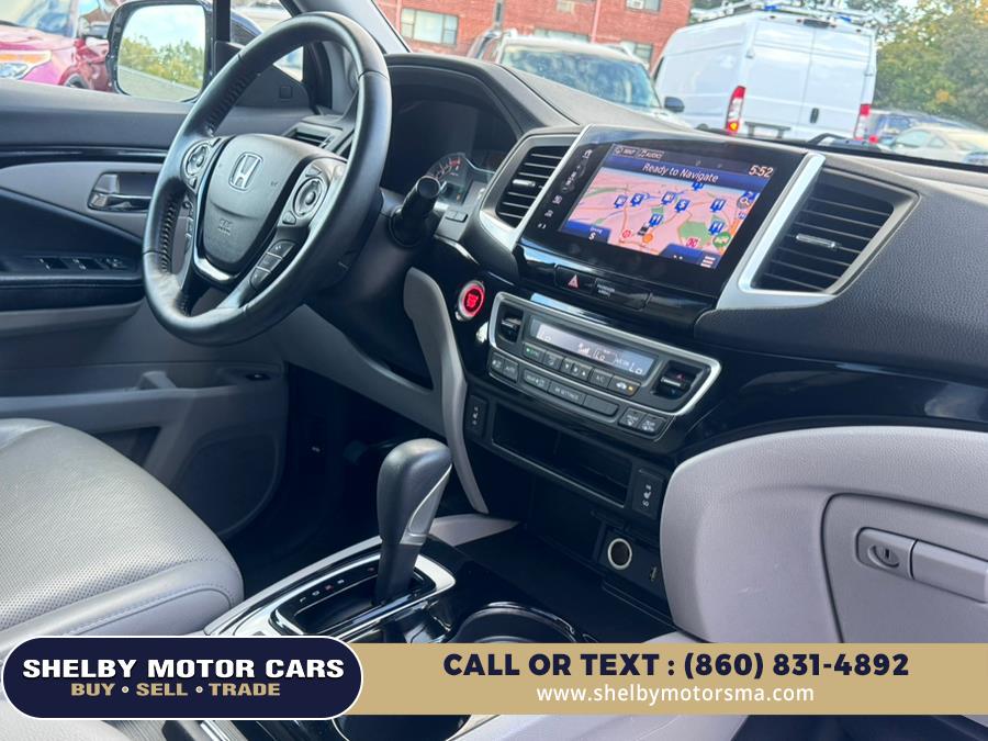 2017 Honda Ridgeline RTL-E 4x4 Crew Cab 5.3'' Bed, available for sale in Springfield, Massachusetts | Shelby Motor Cars. Springfield, Massachusetts 2017 Honda Ridgeline RTL-E 4x4 Crew Cab 5.3'' Bed, available for sale in Springfield, Massachusetts | Shelby Motor Cars. Springfield, Massachusetts