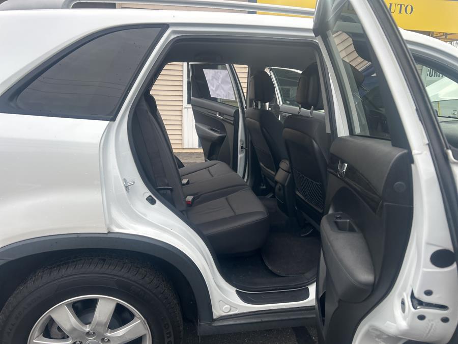 2012 Kia Sorento 2WD 4dr I4-GDI LX, available for sale in South Windsor , Connecticut | Ful-line Auto LLC. South Windsor , Connecticut 2012 Kia Sorento 2WD 4dr I4-GDI LX, available for sale in South Windsor , Connecticut | Ful-line Auto LLC. South Windsor , Connecticut