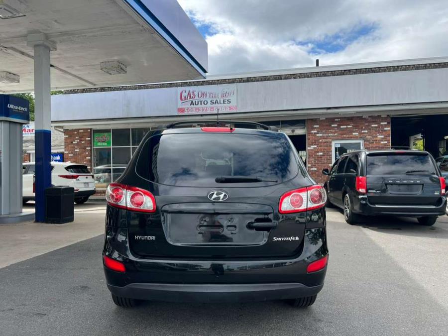 2010 Hyundai Santa Fe FWD 4dr I4 Auto GLS, available for sale in Swansea, Massachusetts | Gas On The Run. Swansea, Massachusetts 2010 Hyundai Santa Fe FWD 4dr I4 Auto GLS, available for sale in Swansea, Massachusetts | Gas On The Run. Swansea, Massachusetts