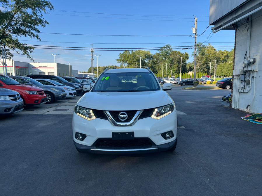 Used 2014 Nissan Rogue in Swansea, Massachusetts | Gas On The Run. Swansea, Massachusetts