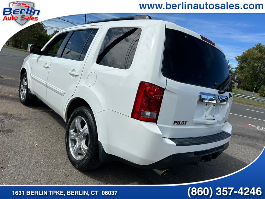 2014 Honda Pilot 4WD 4dr EX-L, available for sale in Berlin, Connecticut | Berlin Auto Sales LLC. Berlin, Connecticut 2014 Honda Pilot 4WD 4dr EX-L, available for sale in Berlin, Connecticut | Berlin Auto Sales LLC. Berlin, Connecticut