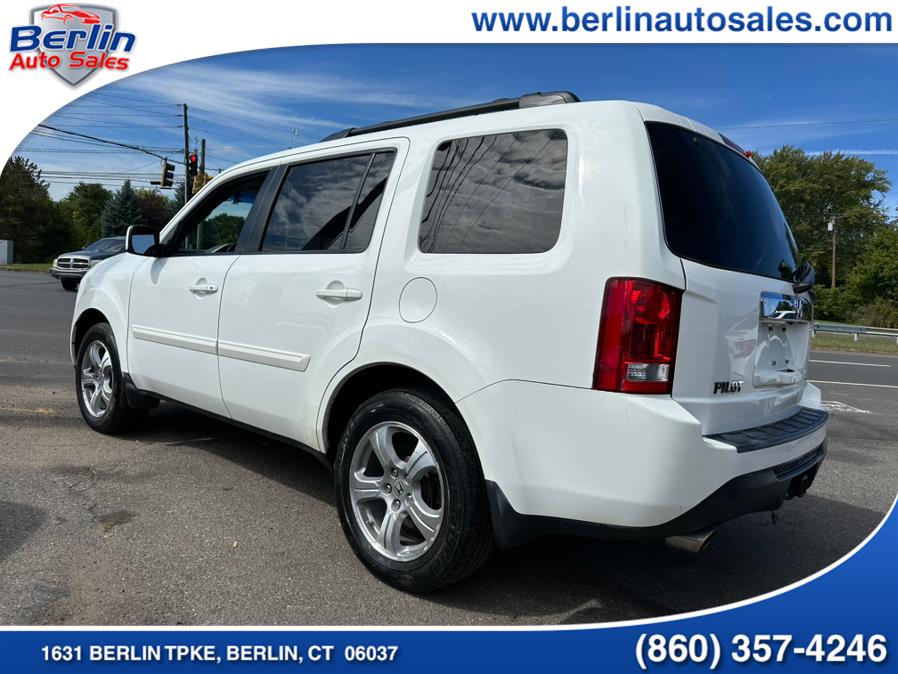 2014 Honda Pilot 4WD 4dr EX-L, available for sale in Berlin, Connecticut | Berlin Auto Sales LLC. Berlin, Connecticut 2014 Honda Pilot 4WD 4dr EX-L, available for sale in Berlin, Connecticut | Berlin Auto Sales LLC. Berlin, Connecticut