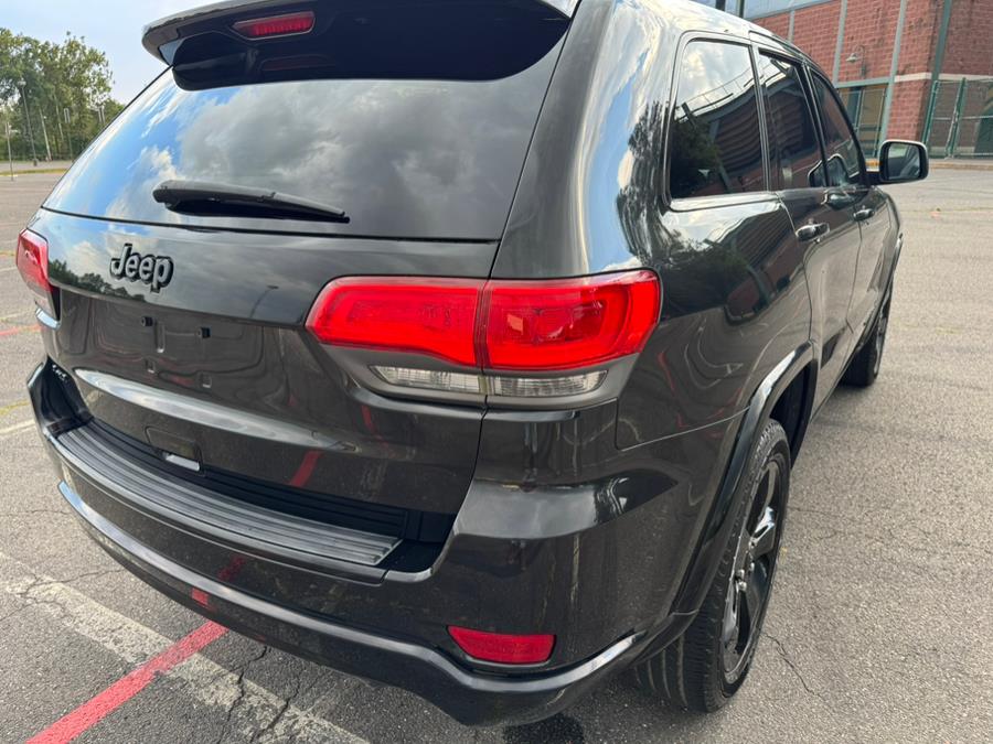 2014 Jeep Grand Cherokee 4WD 4dr Altitude, available for sale in New Britain, Connecticut | Supreme Automotive. New Britain, Connecticut 2014 Jeep Grand Cherokee 4WD 4dr Altitude, available for sale in New Britain, Connecticut | Supreme Automotive. New Britain, Connecticut