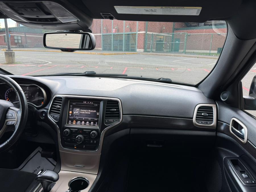 2014 Jeep Grand Cherokee 4WD 4dr Altitude, available for sale in New Britain, Connecticut | Supreme Automotive. New Britain, Connecticut 2014 Jeep Grand Cherokee 4WD 4dr Altitude, available for sale in New Britain, Connecticut | Supreme Automotive. New Britain, Connecticut