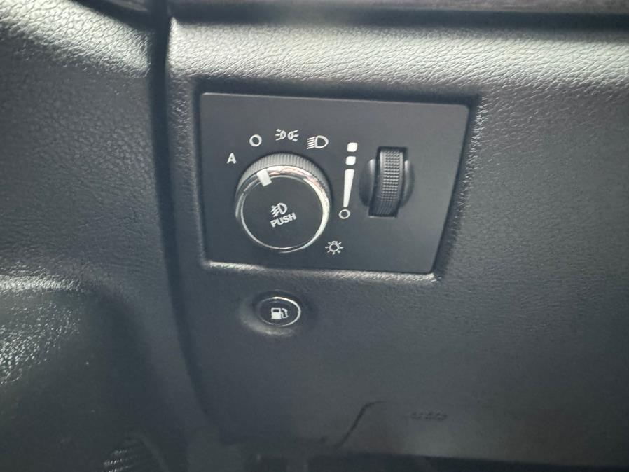 2014 Jeep Grand Cherokee 4WD 4dr Altitude, available for sale in New Britain, Connecticut | Supreme Automotive. New Britain, Connecticut 2014 Jeep Grand Cherokee 4WD 4dr Altitude, available for sale in New Britain, Connecticut | Supreme Automotive. New Britain, Connecticut