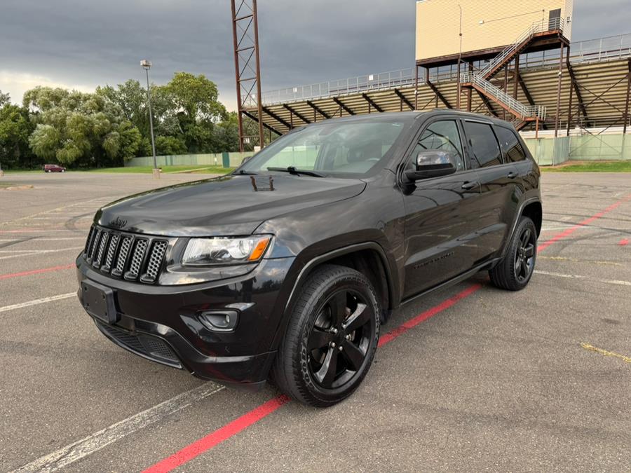 2014 Jeep Grand Cherokee 4WD 4dr Altitude, available for sale in New Britain, Connecticut | Supreme Automotive. New Britain, Connecticut 2014 Jeep Grand Cherokee 4WD 4dr Altitude, available for sale in New Britain, Connecticut | Supreme Automotive. New Britain, Connecticut