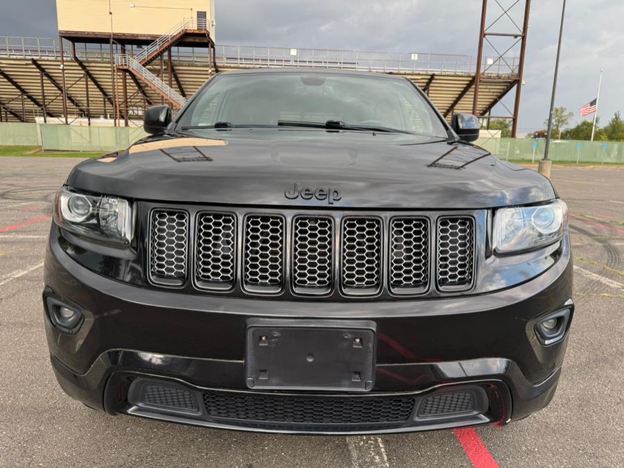 2014 Jeep Grand Cherokee 4WD 4dr Altitude, available for sale in New Britain, Connecticut | Supreme Automotive. New Britain, Connecticut 2014 Jeep Grand Cherokee 4WD 4dr Altitude, available for sale in New Britain, Connecticut | Supreme Automotive. New Britain, Connecticut